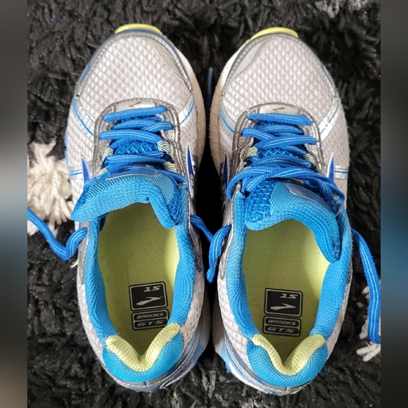 Brooks Adrenaline GTS 15 - Picture 5 of 10